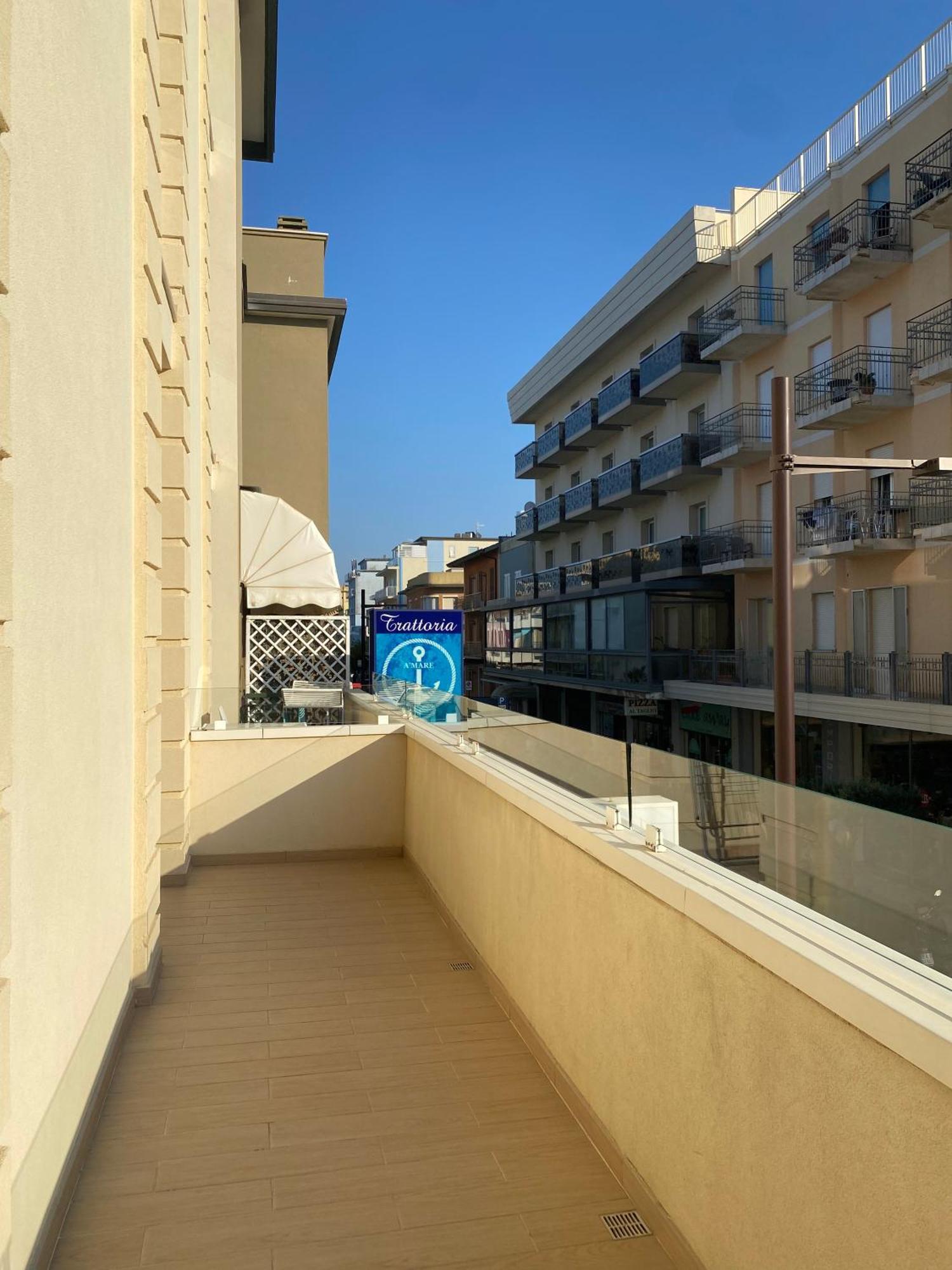 Marina Beach Aparthotel Rimini Exteriör bild
